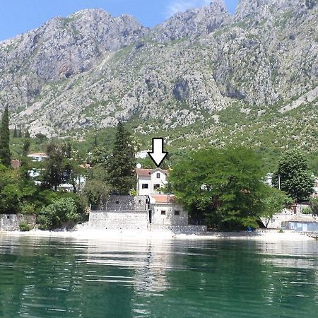 Holiday Home Ametist Kotor Bilik gambar
