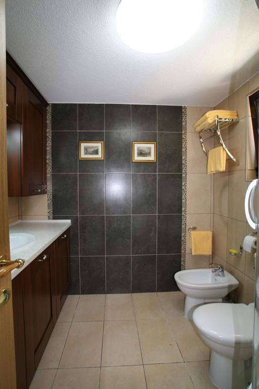 Holiday Home Ametist Kotor Bilik gambar
